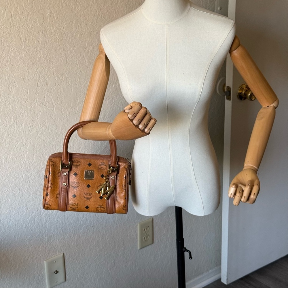 💎MCM COGNAC SMALL BOSTON BAG EUC💎 - Picture 14 of 14